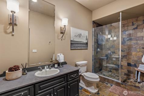5618 Old Stump Drive NW Gig Harbor WA 98332