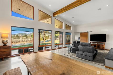 34 Steelhead Lane Dryden WA 98821