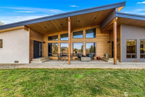 34 Steelhead Lane Dryden WA 98821