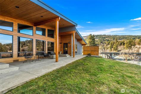 34 Steelhead Lane Dryden WA 98821