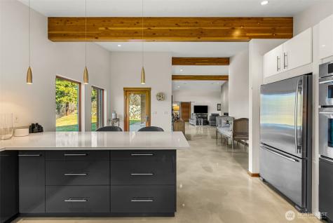 34 Steelhead Lane Dryden WA 98821