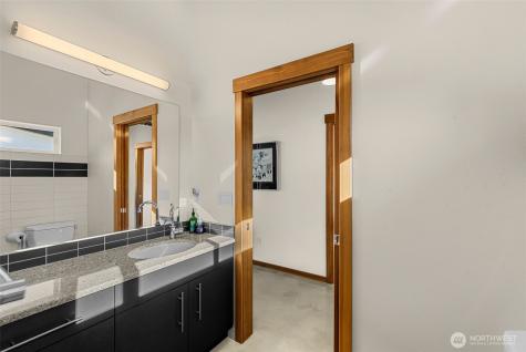 34 Steelhead Lane Dryden WA 98821