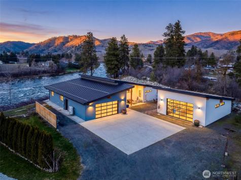 34 Steelhead Lane Dryden WA 98821