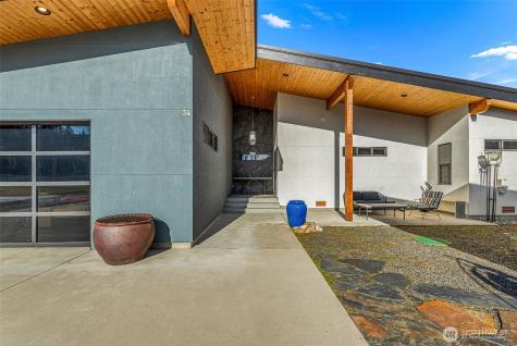 34 Steelhead Lane Dryden WA 98821