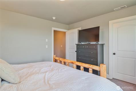 327 Parpala Road Naselle WA 98638