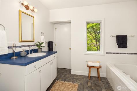 3815 NE 60th Street Seattle WA 98115