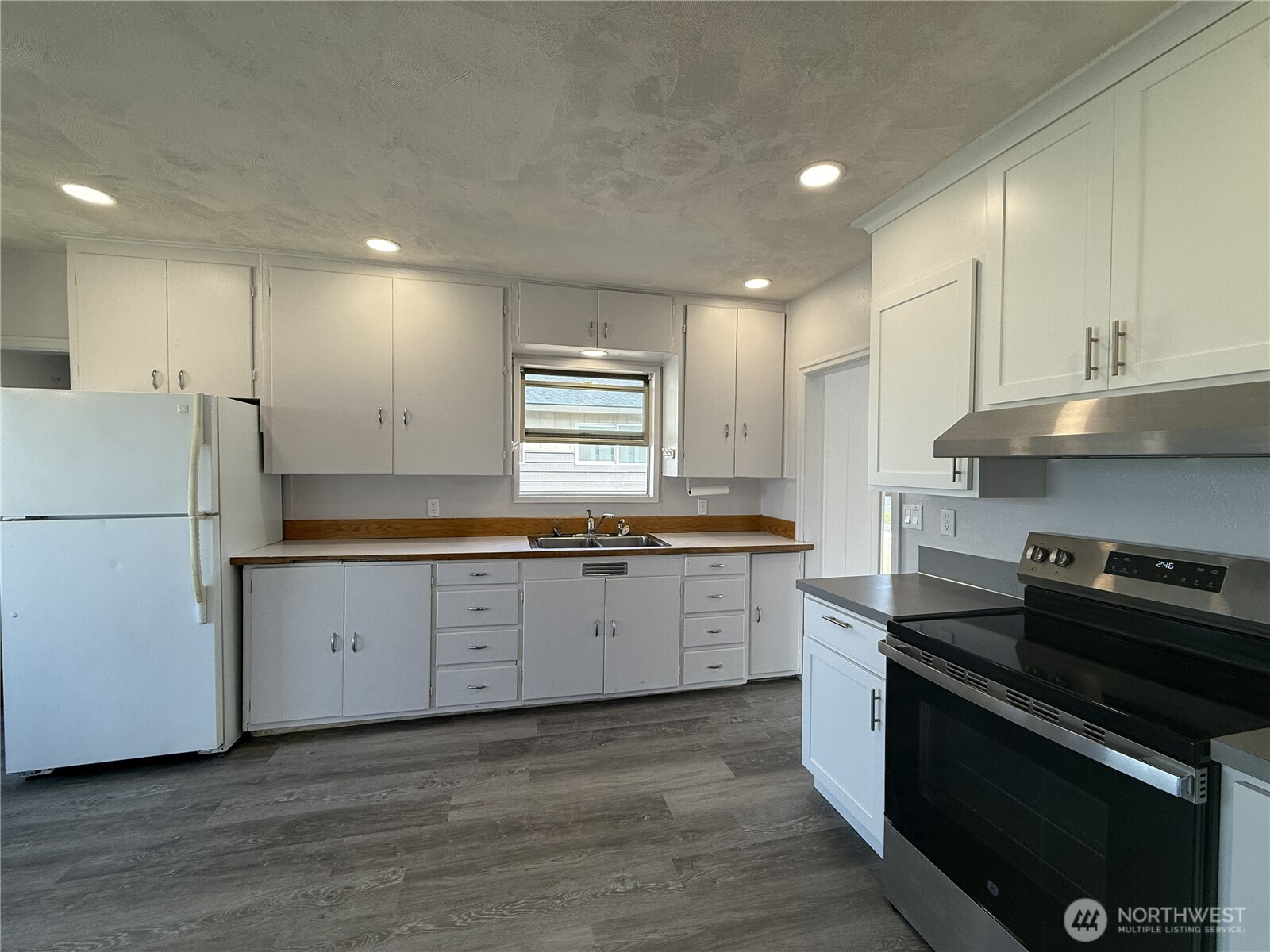 409 E Lopez Avenue Port Angeles WA 98362