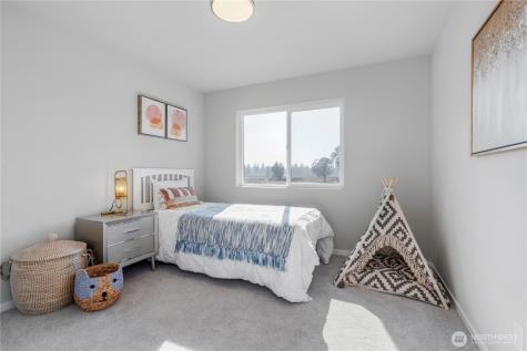 13806 Brookdale Lane E Tacoma WA 98445