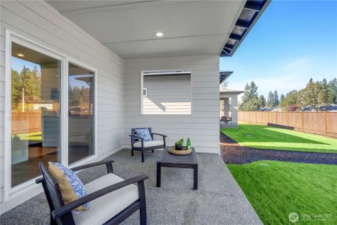 13806 Brookdale Lane E Tacoma WA 98445