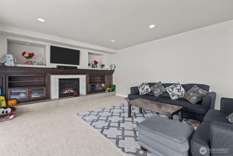 12806 173rd Street Ct E Puyallup WA 98374