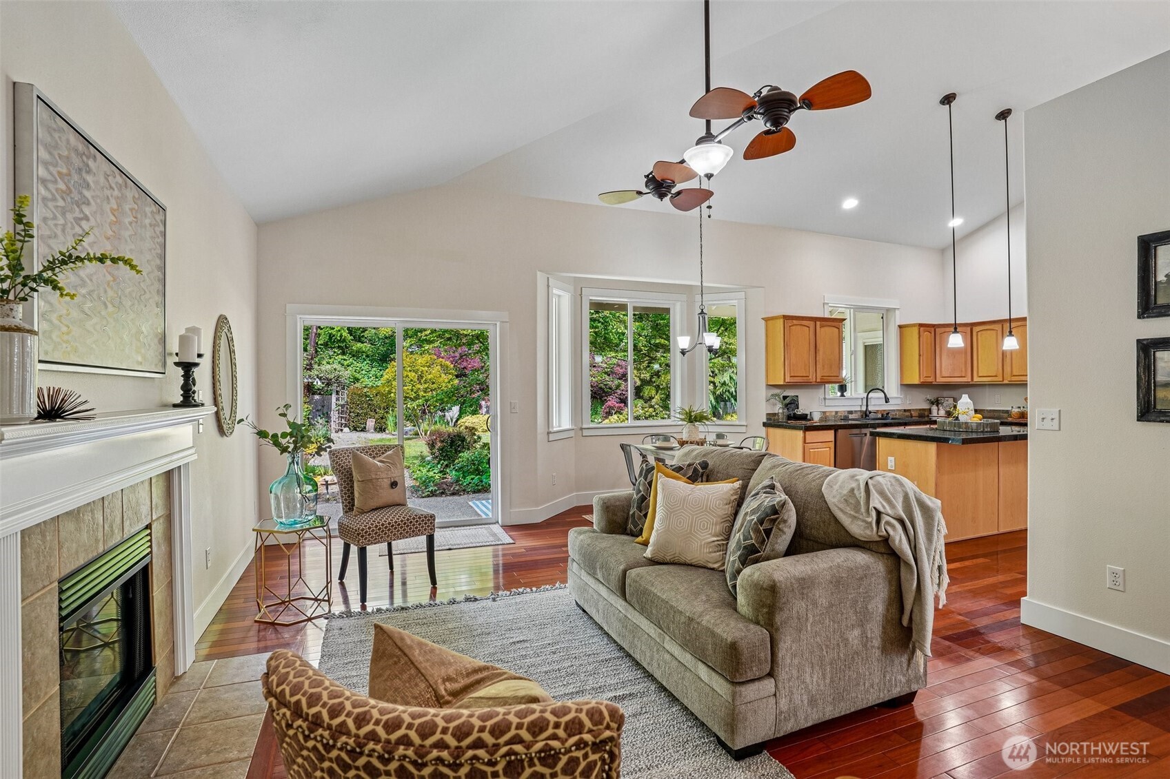 1043 Potlatch Drive Fox Island WA 98333