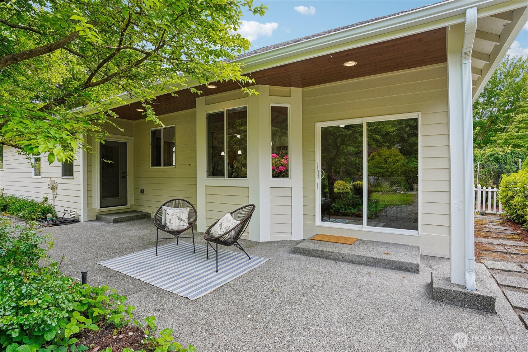 1043 Potlatch Drive Fox Island WA 98333