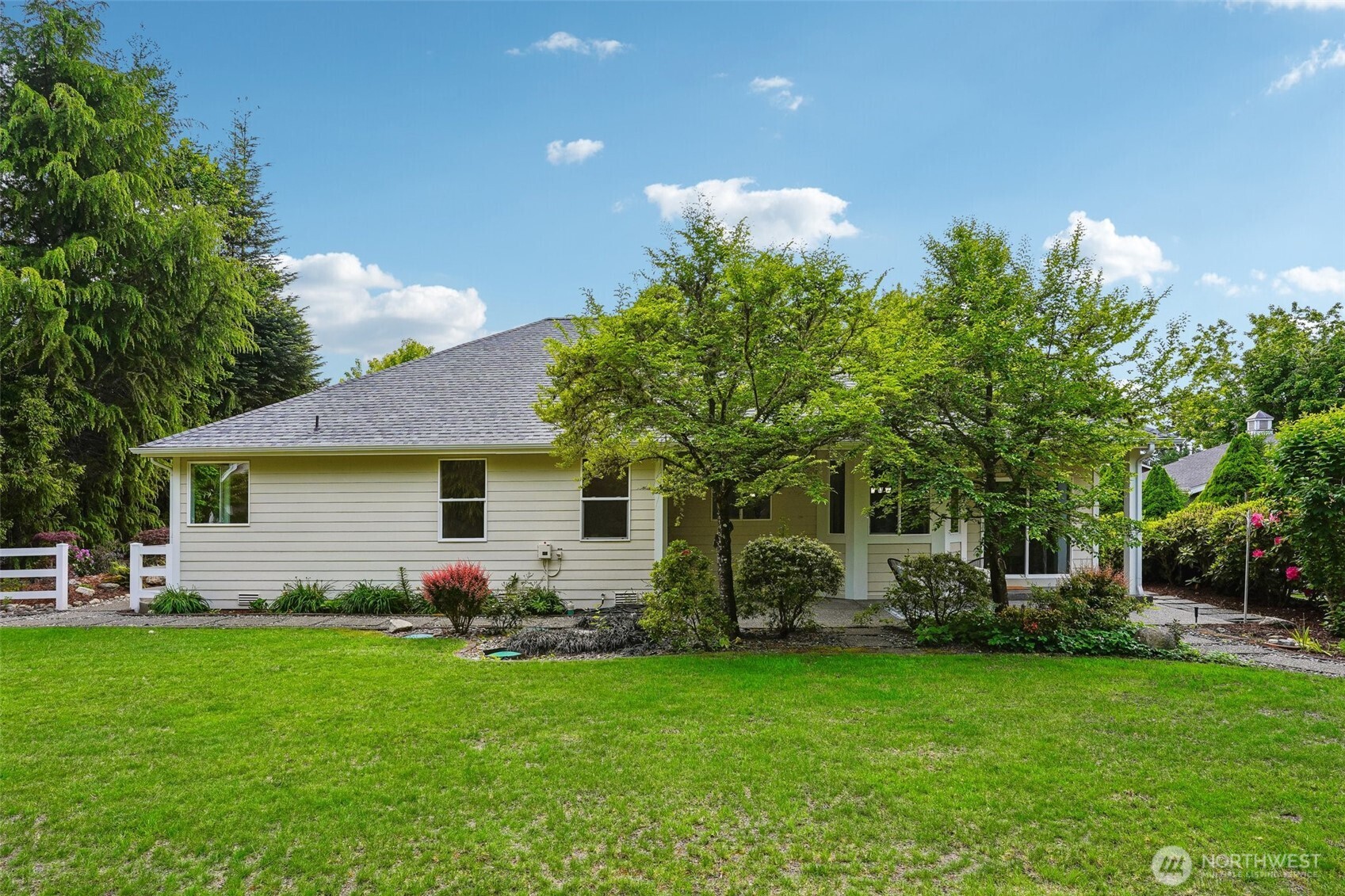 1043 Potlatch Drive Fox Island WA 98333