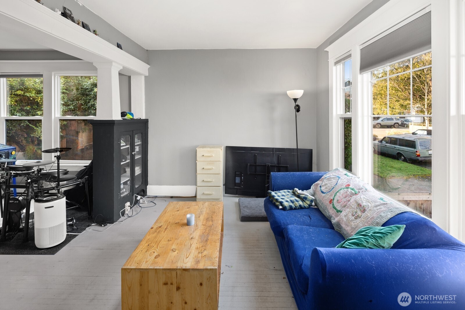 2011 E James Street Seattle WA 98122