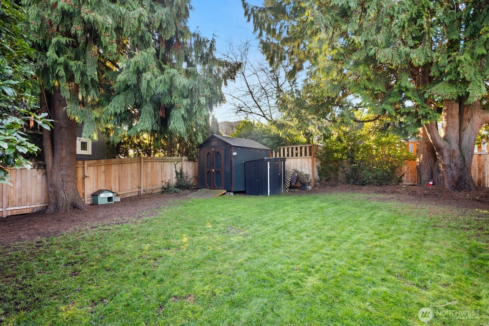 2011 E James Street Seattle WA 98122