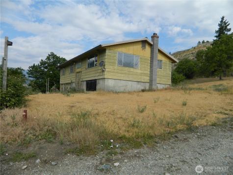 1003 Loomis Oroville Road Tonasket WA 98855
