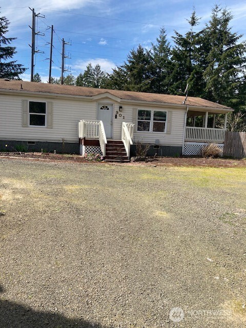 301 N Chinook Drive Hoodsport WA 98548