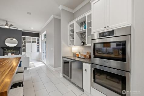 17247 SE 54th Place Bellevue WA 98006