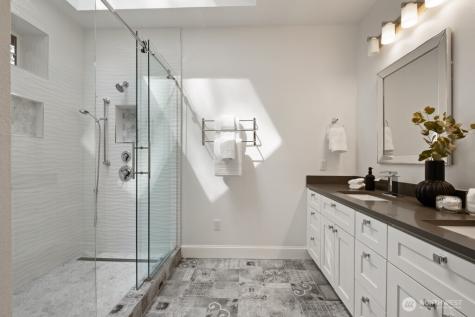 17247 SE 54th Place Bellevue WA 98006