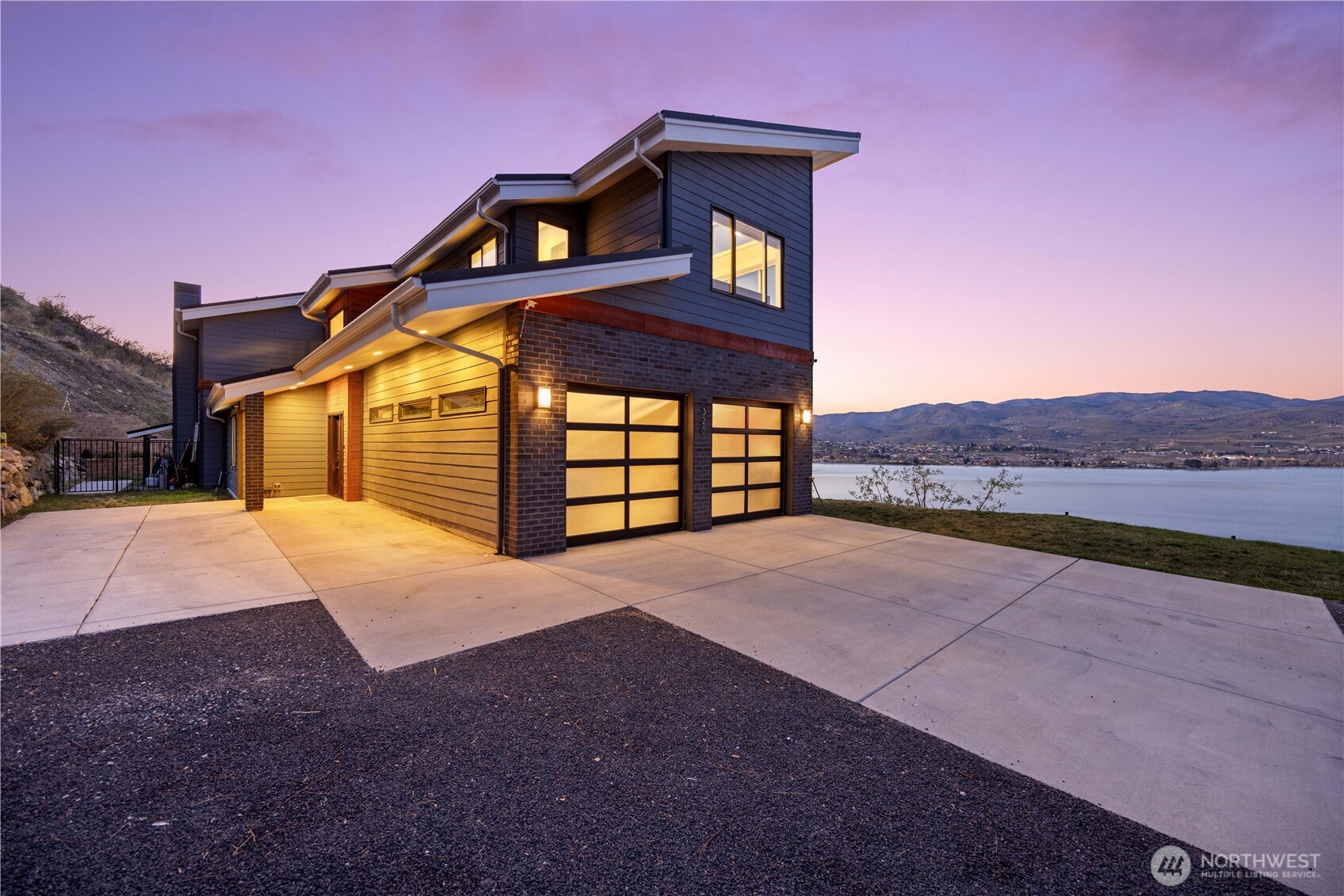 328 Quail Run Road Chelan WA 98816