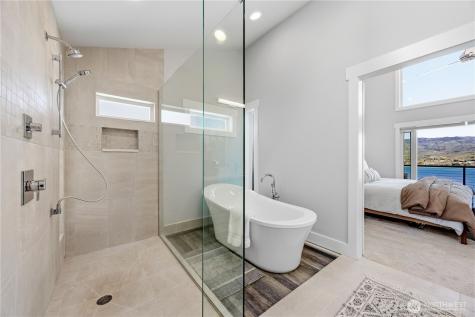 328 Quail Run Road Chelan WA 98816
