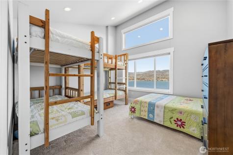 328 Quail Run Road Chelan WA 98816