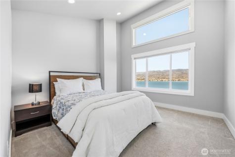 328 Quail Run Road Chelan WA 98816