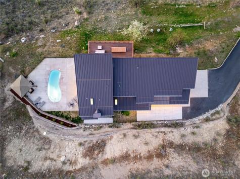 328 Quail Run Road Chelan WA 98816