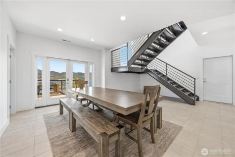 328 Quail Run Road Chelan WA 98816