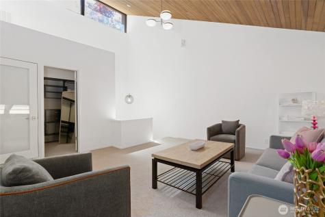 2422 Sahalee Drive W Sammamish WA 98074