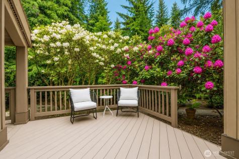 2422 Sahalee Drive W Sammamish WA 98074
