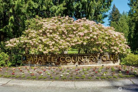 2422 Sahalee Drive W Sammamish WA 98074