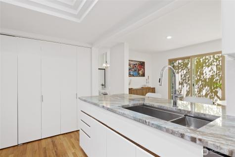 2422 Sahalee Drive W Sammamish WA 98074