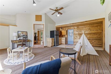 811 Ella Street NE East Wenatchee WA 98802
