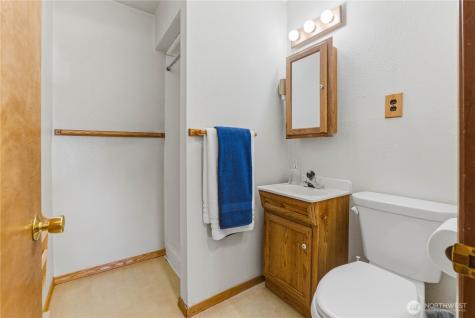811 Ella Street NE East Wenatchee WA 98802