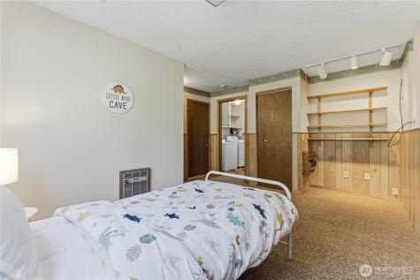 811 Ella Street NE East Wenatchee WA 98802