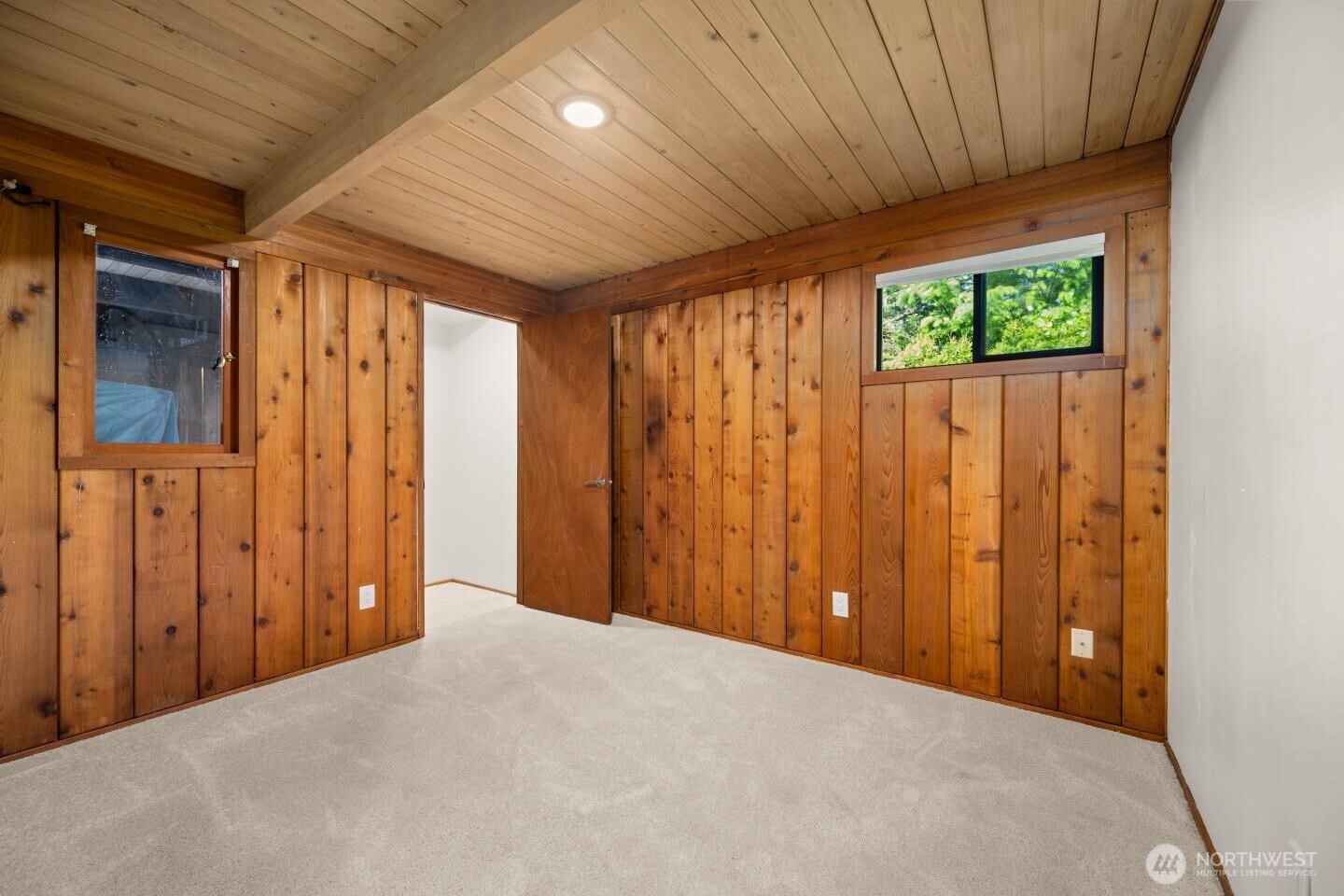 6883 Holeman Avenue Blaine WA 98230