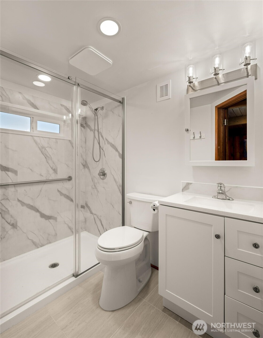 6883 Holeman Avenue Blaine WA 98230