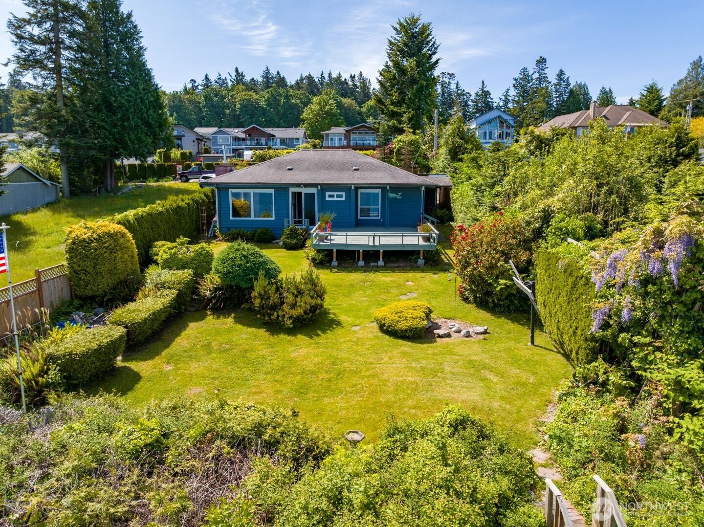 6883 Holeman Avenue Blaine WA 98230