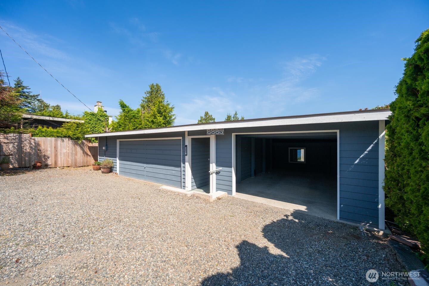 6883 Holeman Avenue Blaine WA 98230