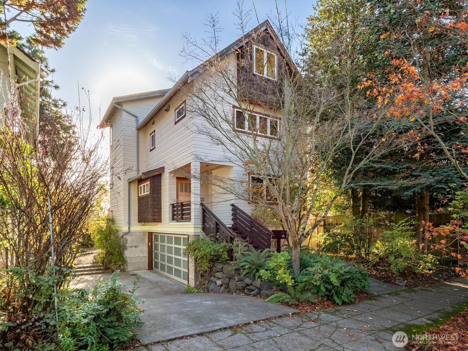 1209 N 44th Street Seattle WA 98103