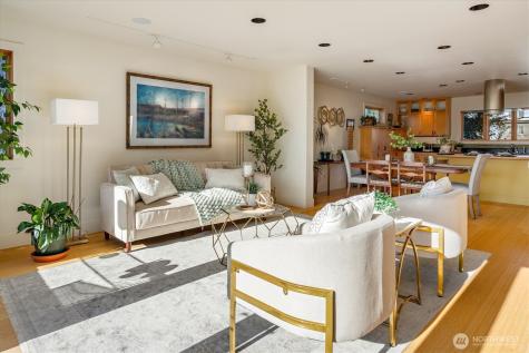 1209 N 44th Street Seattle WA 98103