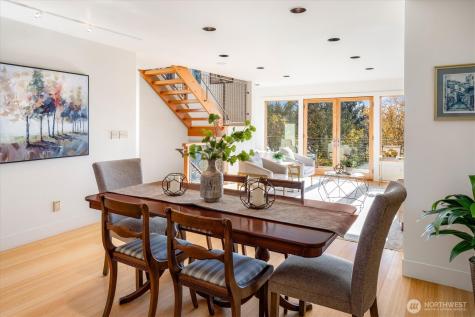 1209 N 44th Street Seattle WA 98103