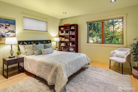 1209 N 44th Street Seattle WA 98103