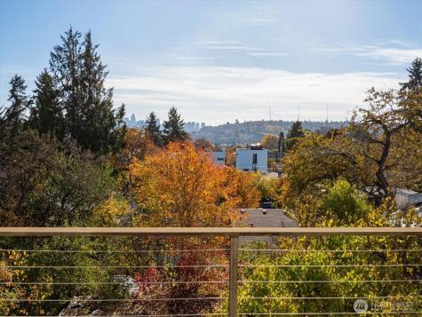 1209 N 44th Street Seattle WA 98103