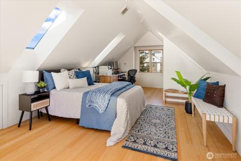 1209 N 44th Street Seattle WA 98103