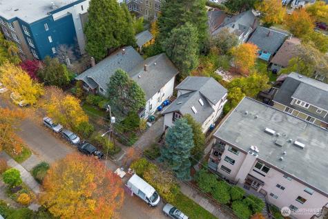 1209 N 44th Street Seattle WA 98103