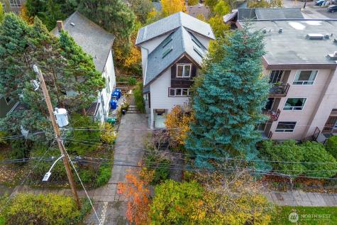 1209 N 44th Street Seattle WA 98103