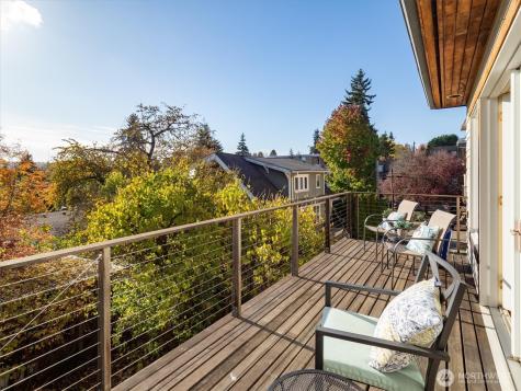 1209 N 44th Street Seattle WA 98103