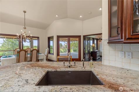 2646 Sunset Lane Tokeland WA 98590